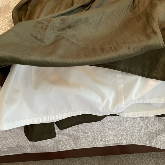 Fully lined olive green skirt, size 10 - Picture 7 of 7